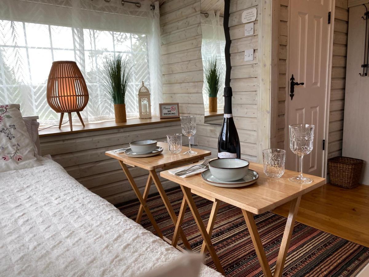 Adorable Cabin In The Countryside Port Laoise Bagian luar foto